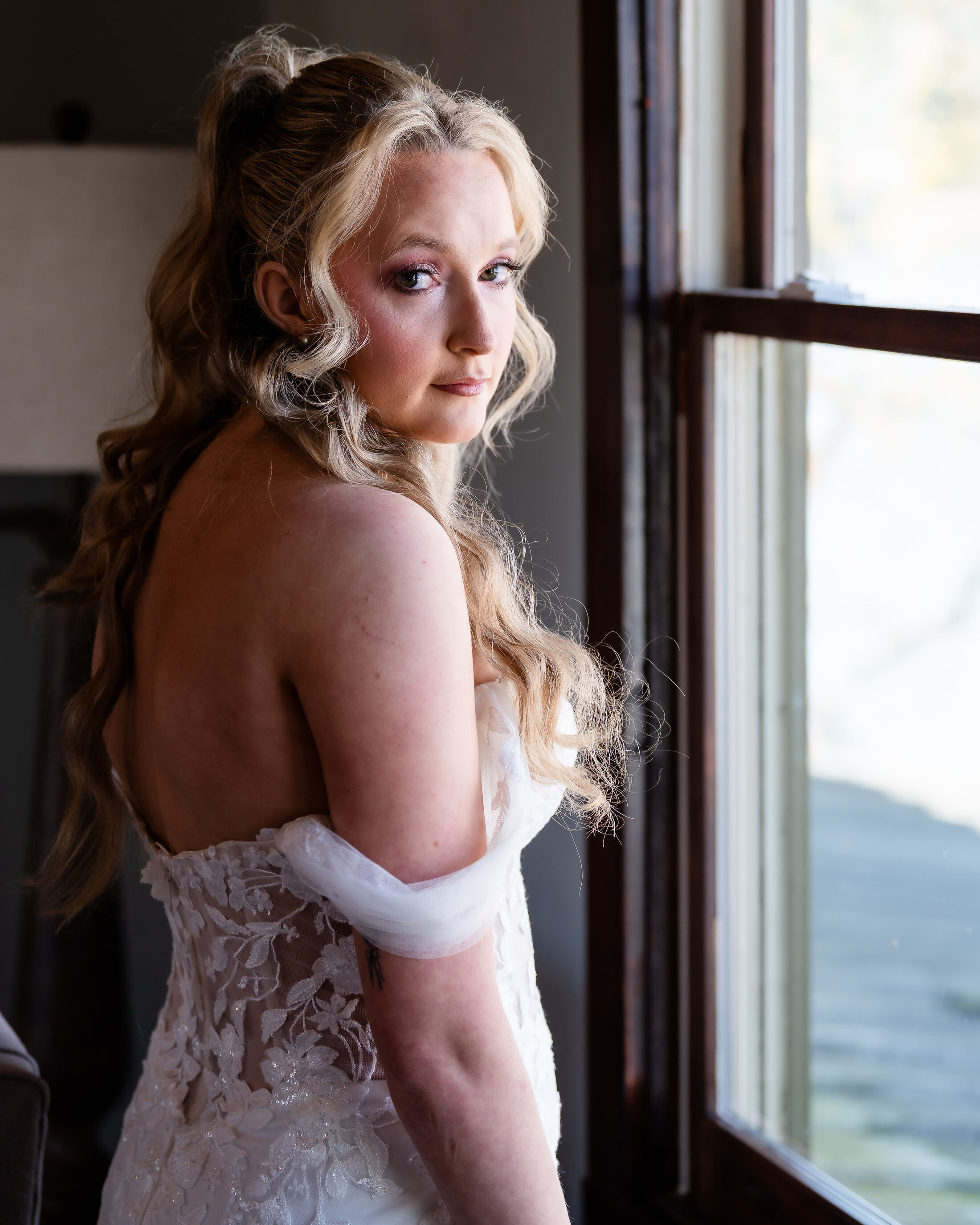 Bridal portrait in soft window light — Knoxville wedding photographer